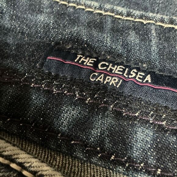 Vigoss Distressed Dark Wash The Chelsea Capri Blue Jeans - Picture 12 of 14